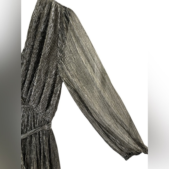 Dress forum black long sleeve shimmery mini dress - Picture 4 of 6